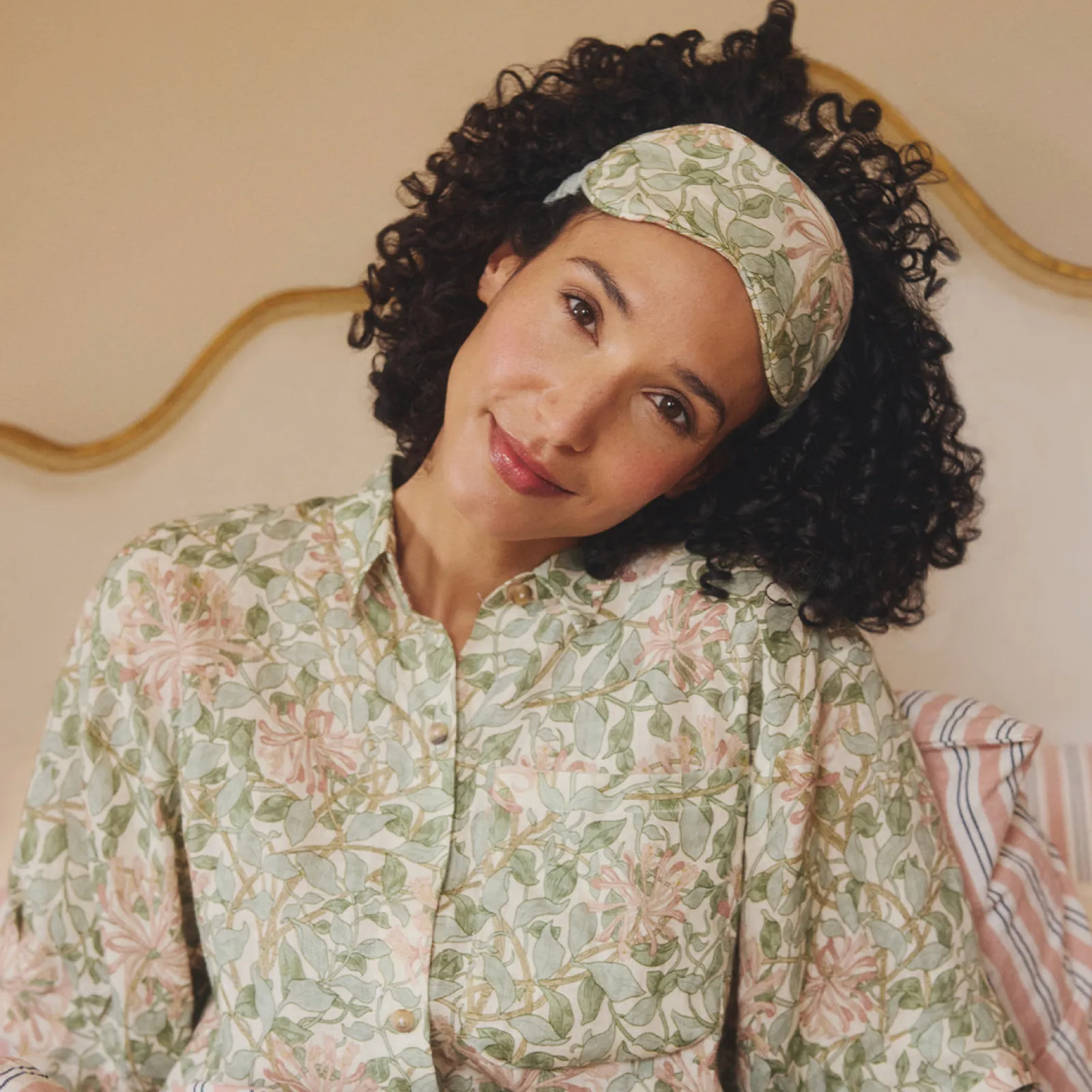 Discount Soft Sage Honeysuckle Linen Sleep Mask Women Linen Pajamas